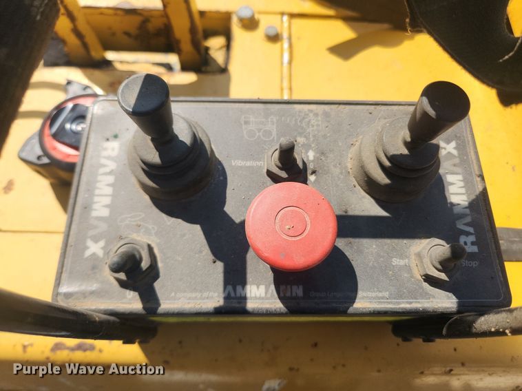 image for item LX9724 2003 Rammax P33/24HHMR  trench compactor