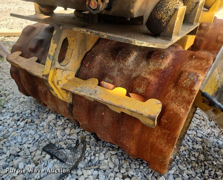 image for item LX9724 2003 Rammax P33/24HHMR  trench compactor