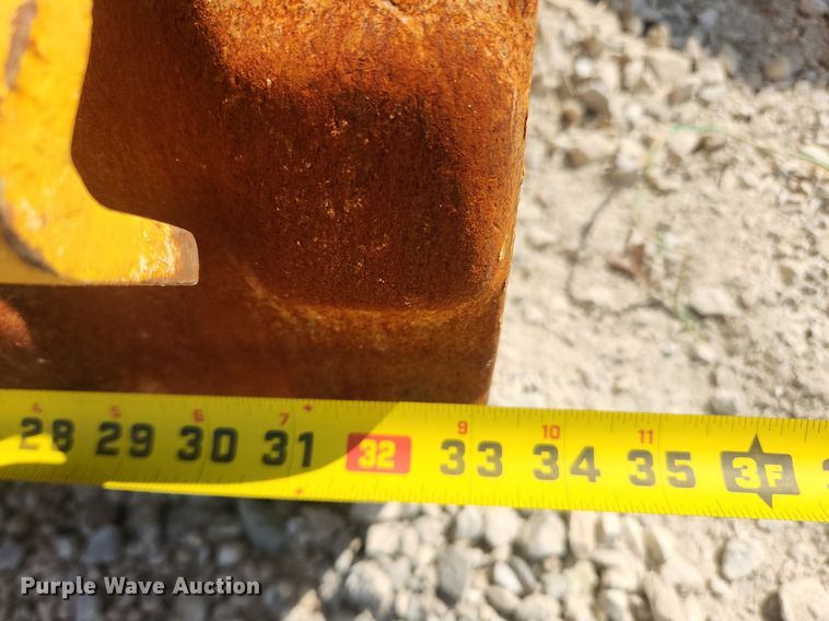 image for item LX9724 2003 Rammax P33/24HHMR  trench compactor