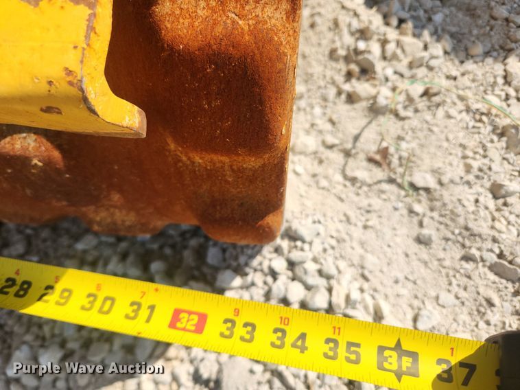 image for item LX9724 2003 Rammax P33/24HHMR  trench compactor