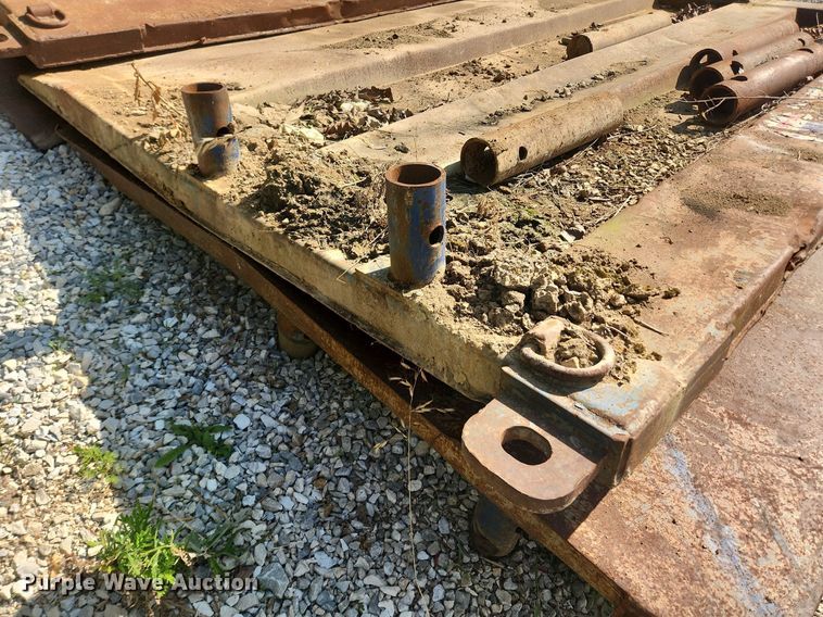 image for item LX9728 Trench box