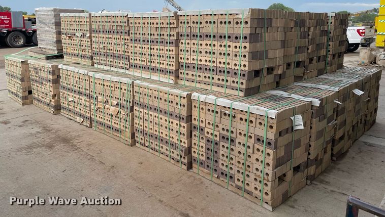 image for item LY9790 Summit Brick and Tile Company  31BL-22  bricks