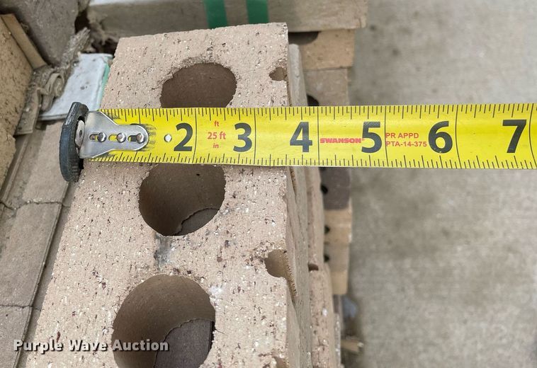 image for item LY9790 Summit Brick and Tile Company  31BL-22  bricks