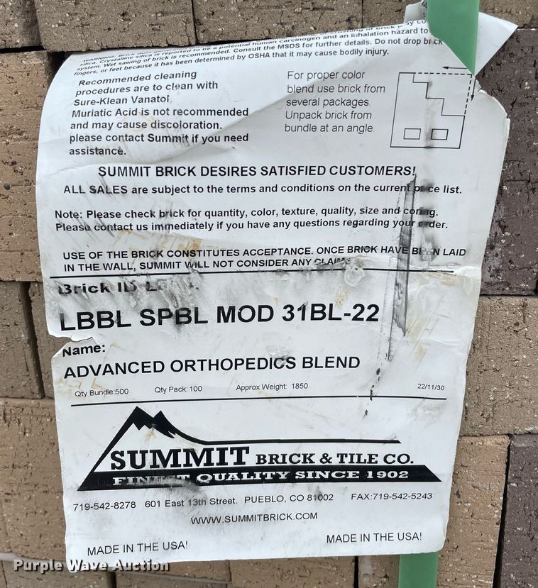 image for item LY9790 Summit Brick and Tile Company  31BL-22  bricks