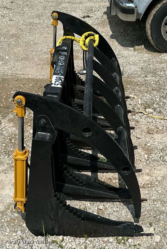 image for item MB9560 72