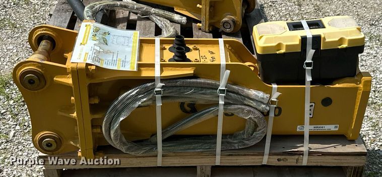 image for item MB9561 2023 Jisan JSB400  breaker