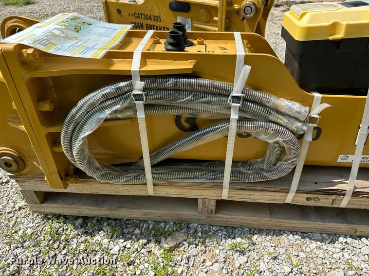 image for item MB9561 2023 Jisan JSB400  breaker