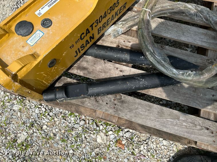 image for item MB9562 2023 Jisan JSB400  breaker