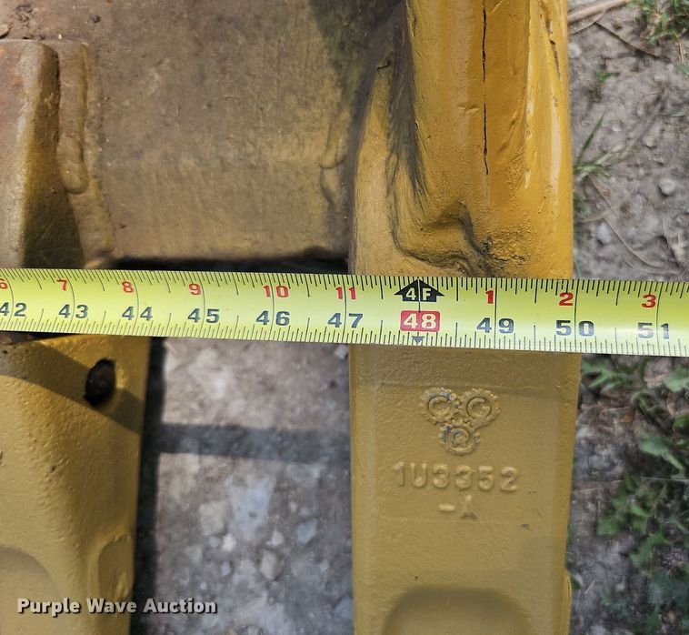 image for item MD9844 Caterpillar 330BL  excavator bucket