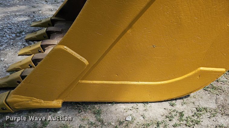 image for item MD9844 Caterpillar 330BL  excavator bucket