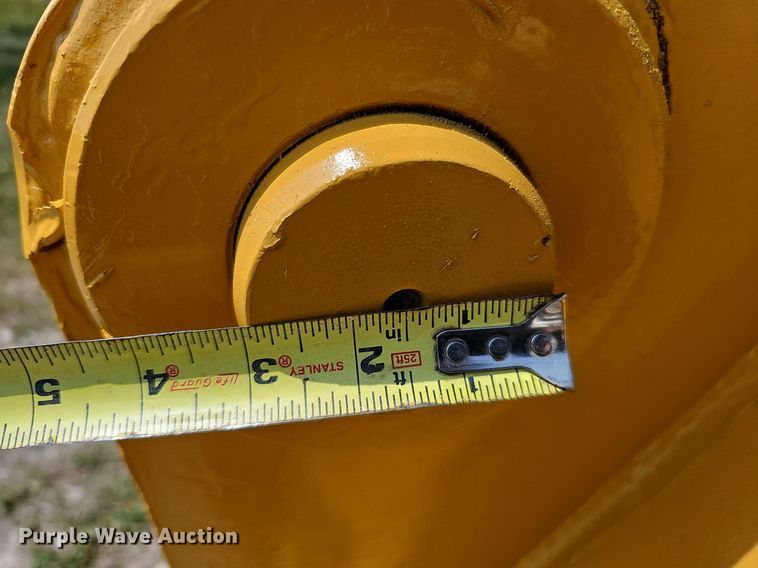 image for item MD9844 Caterpillar 330BL  excavator bucket
