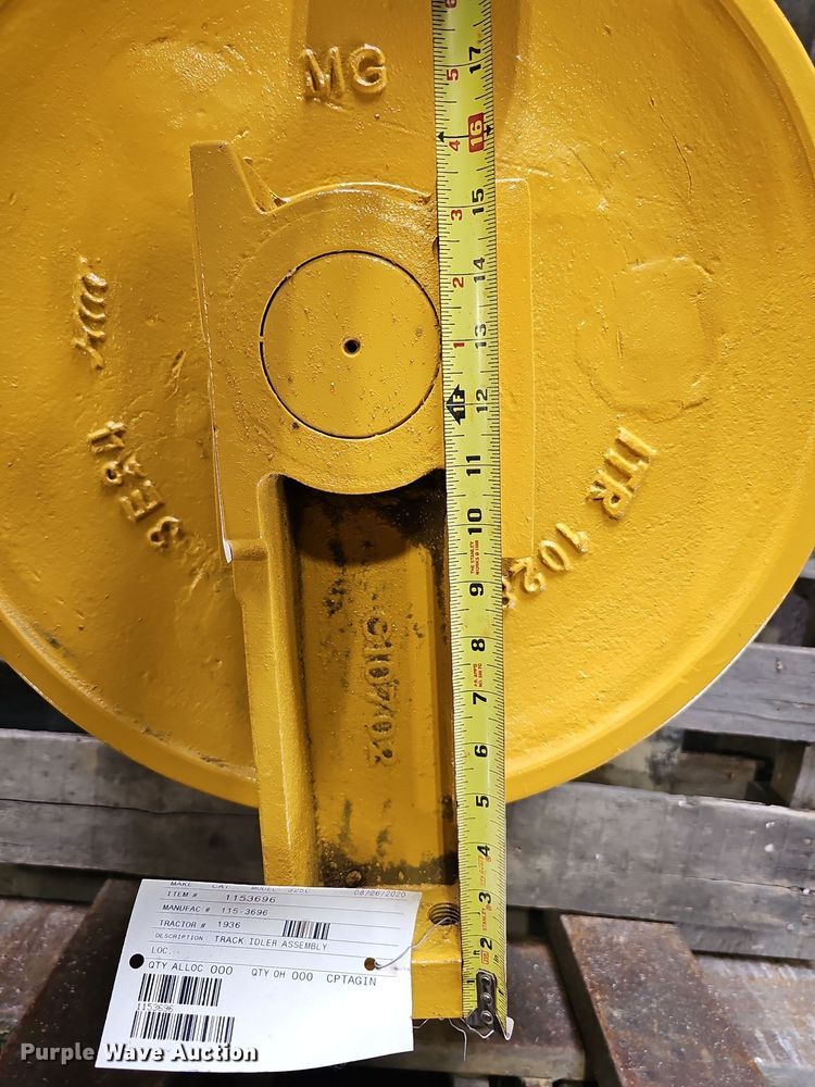 image for item MD9845 Caterpillar  track idler pulley