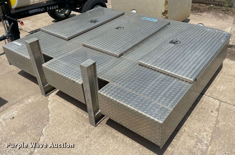 image for item ME9816 Merritt  headache rack