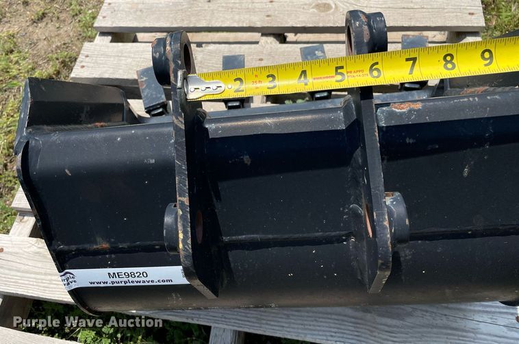 image for item ME9820 Backhoe bucket