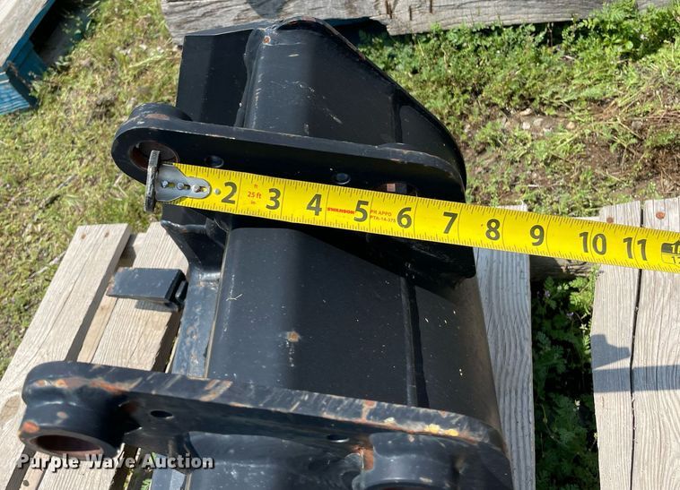 image for item ME9820 Backhoe bucket