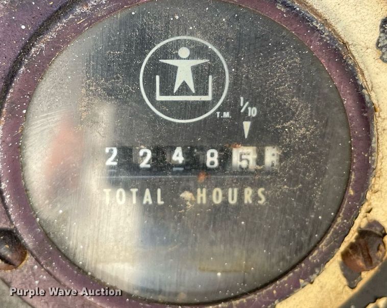 image for item ME9825 1982 JLG 40F  boom lift