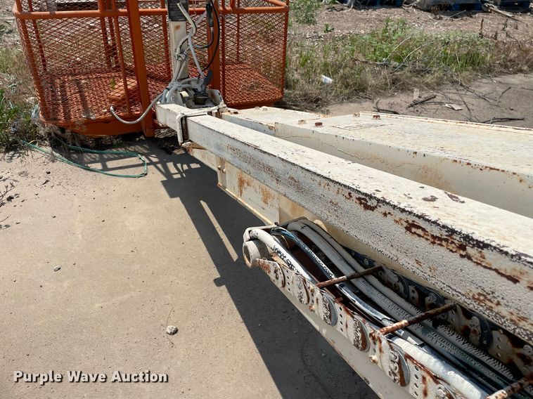 image for item ME9825 1982 JLG 40F  boom lift