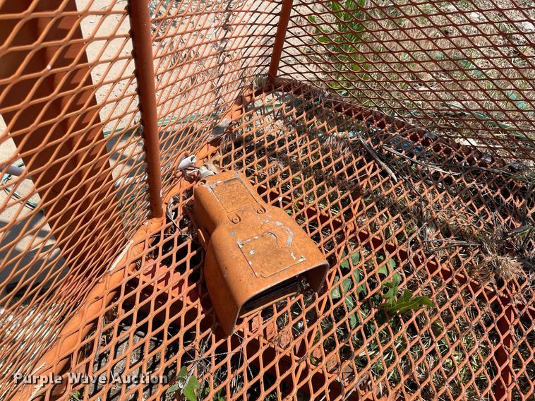 image for item ME9825 1982 JLG 40F  boom lift