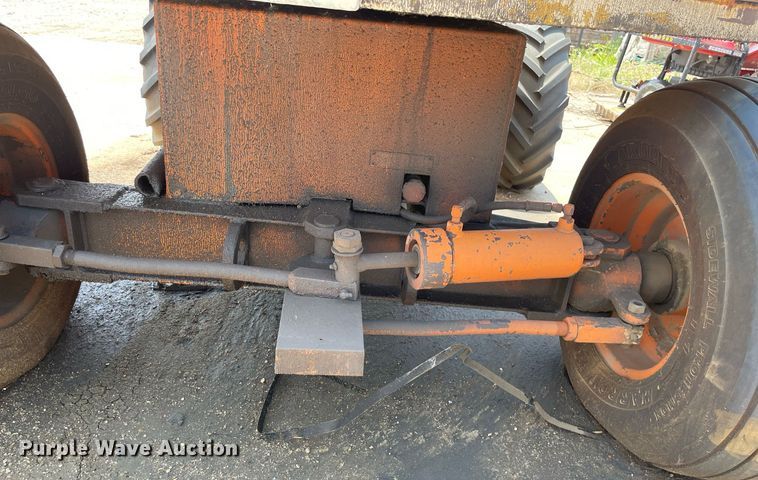 image for item ME9825 1982 JLG 40F  boom lift