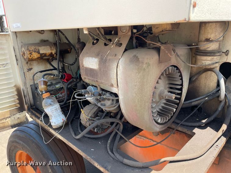 image for item ME9825 1982 JLG 40F  boom lift