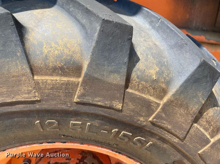 image for item ME9825 1982 JLG 40F  boom lift