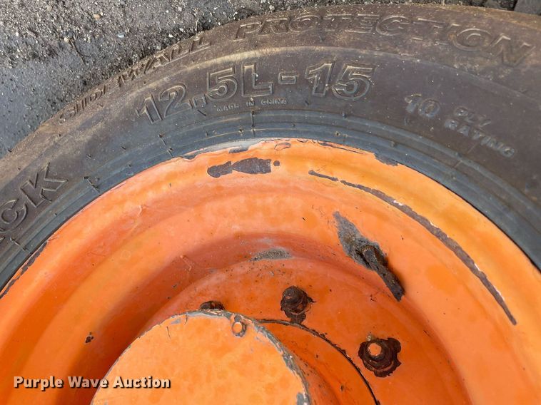 image for item ME9825 1982 JLG 40F  boom lift