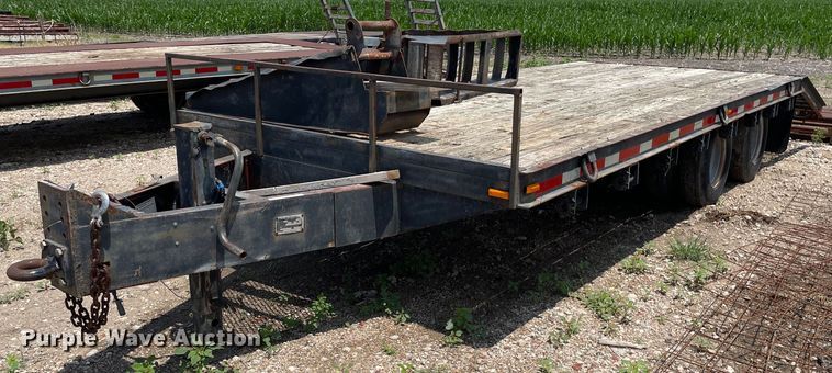 image for item ME9833 1996 Belshe T-9  equipment trailer