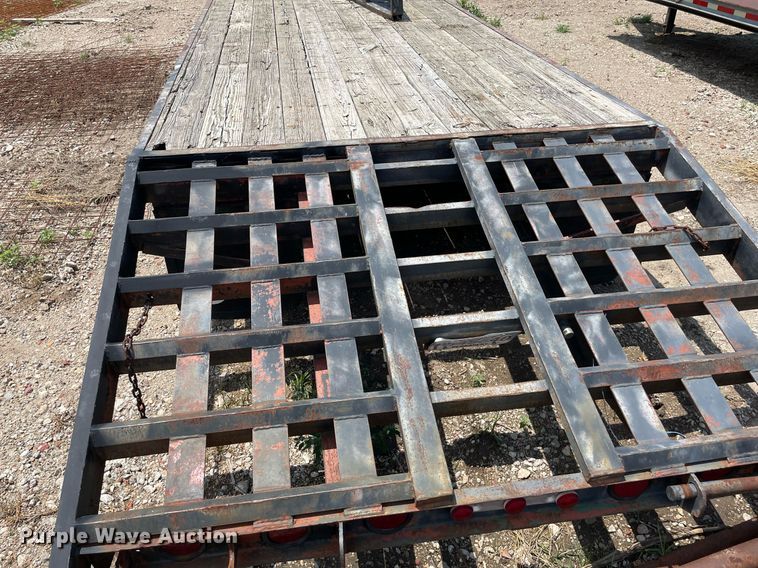 image for item ME9833 1996 Belshe T-9  equipment trailer