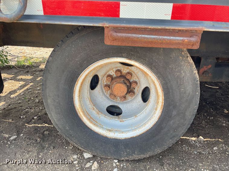 image for item ME9833 1996 Belshe T-9  equipment trailer