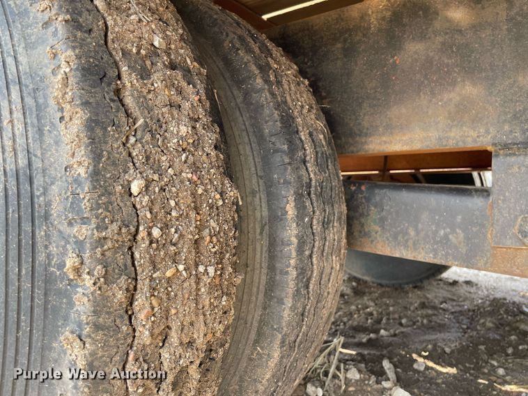 image for item ME9833 1996 Belshe T-9  equipment trailer