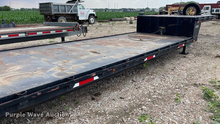 image for item ME9835 1986 Boone BD8AE  drop deck trailer