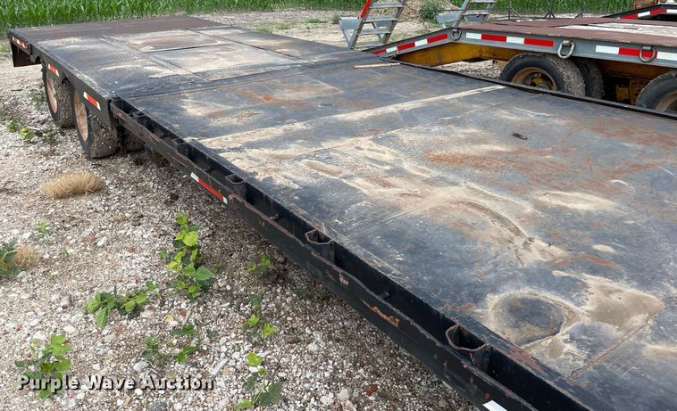 image for item ME9835 1986 Boone BD8AE  drop deck trailer