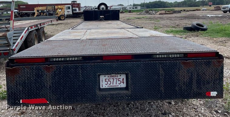 image for item ME9835 1986 Boone BD8AE  drop deck trailer