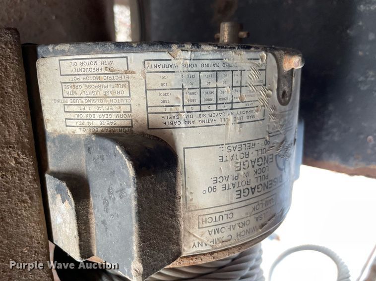 image for item ME9835 1986 Boone BD8AE  drop deck trailer