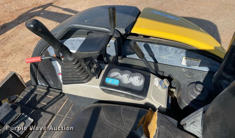 image for item ME9859 2005 Komatsu PC35MR-2  mini excavator