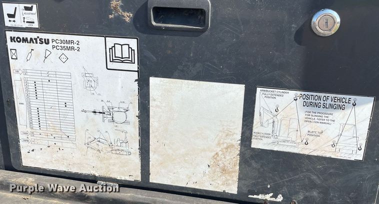 image for item ME9859 2005 Komatsu PC35MR-2  mini excavator