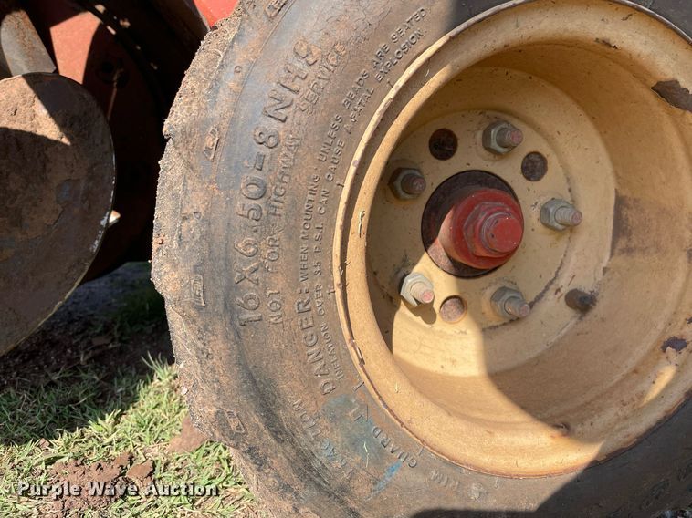 image for item ME9860 2008 Ditch Witch 1330  trencher