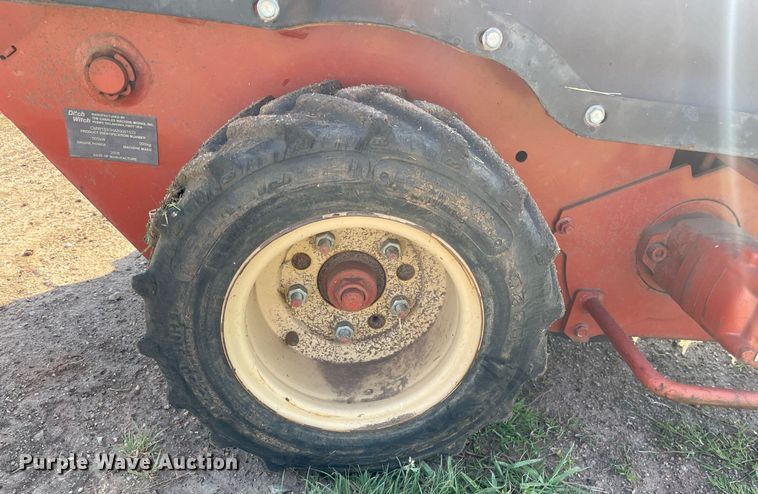 image for item ME9860 2008 Ditch Witch 1330  trencher