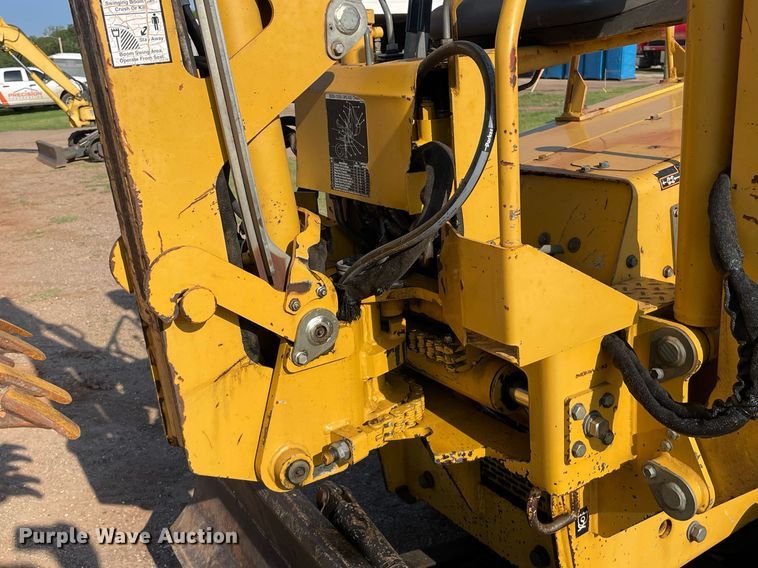 image for item ME9861 2000 Vermeer V3550A  trencher