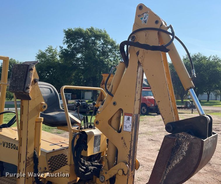 image for item ME9861 2000 Vermeer V3550A  trencher
