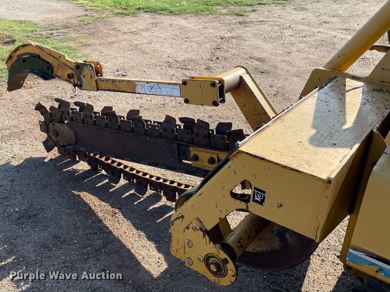 image for item ME9861 2000 Vermeer V3550A  trencher