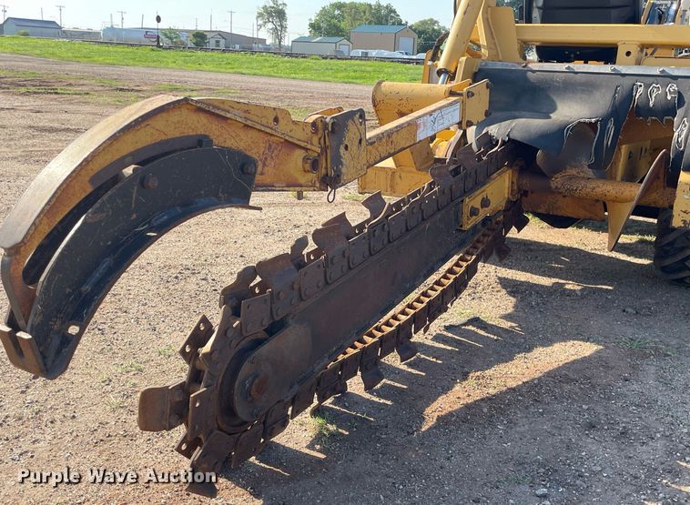 image for item ME9861 2000 Vermeer V3550A  trencher