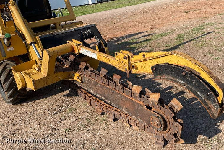 image for item ME9861 2000 Vermeer V3550A  trencher
