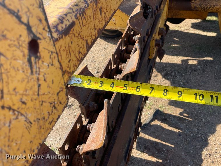 image for item ME9861 2000 Vermeer V3550A  trencher