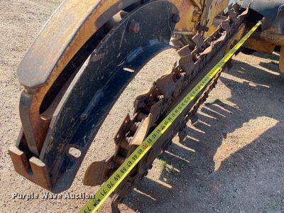 image for item ME9861 2000 Vermeer V3550A  trencher