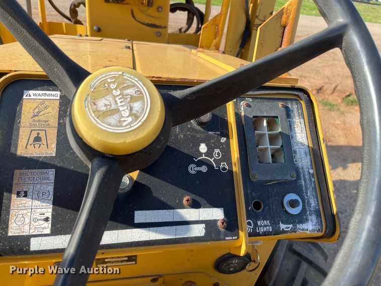 image for item ME9861 2000 Vermeer V3550A  trencher