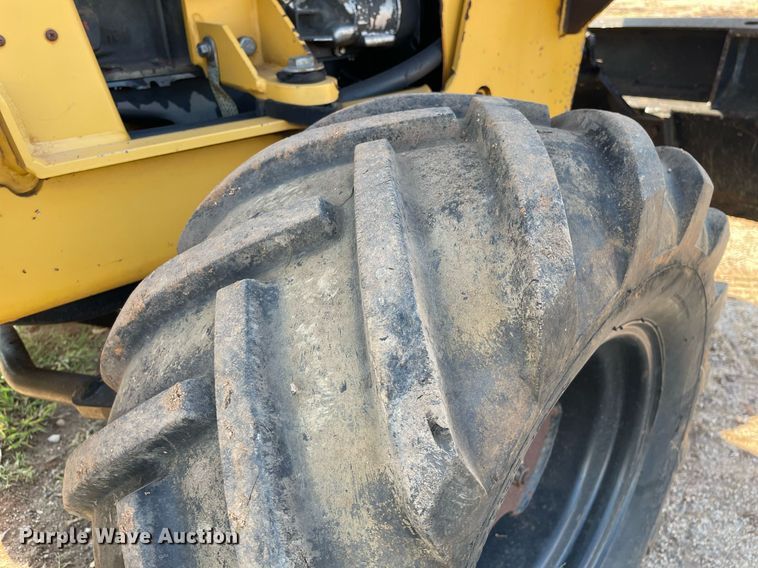 image for item ME9861 2000 Vermeer V3550A  trencher