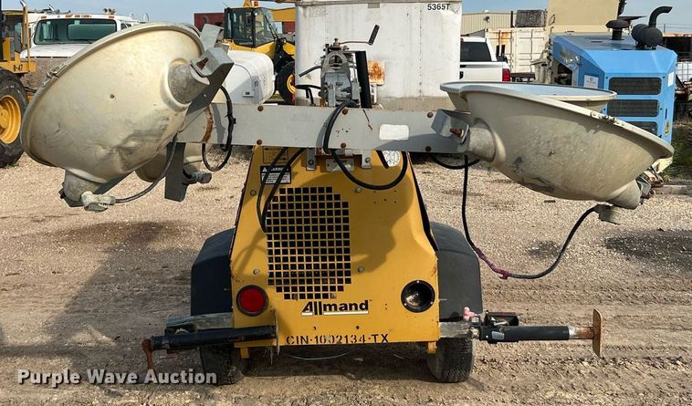 image for item MG9018 Allmand Night-Lite Pro  light plant