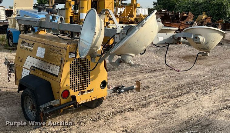 image for item MG9018 Allmand Night-Lite Pro  light plant