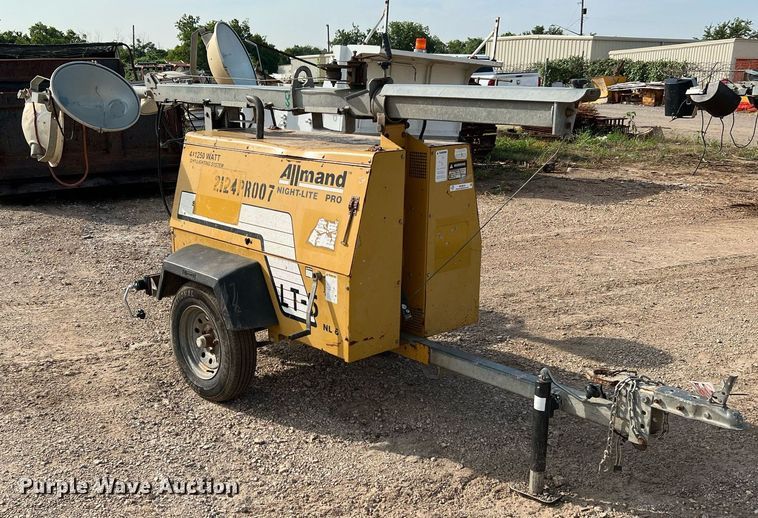 image for item MG9019 Allmand Night-Lite Pro  light plant